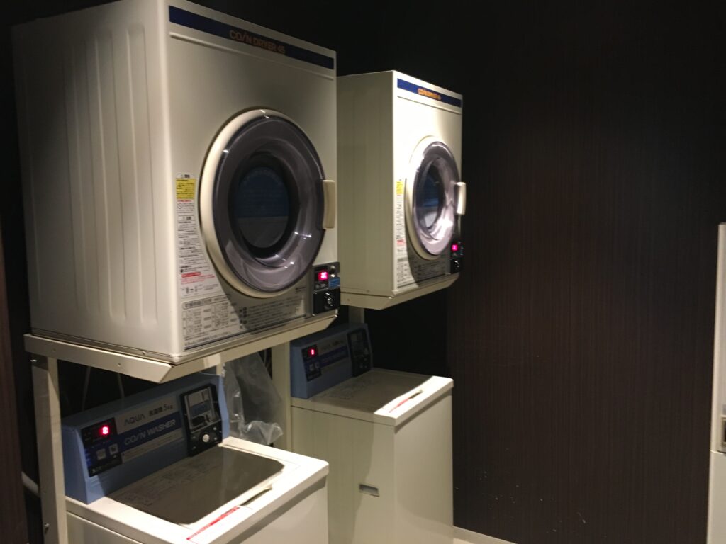 ホテルアクアチッタナハのコインランドリー