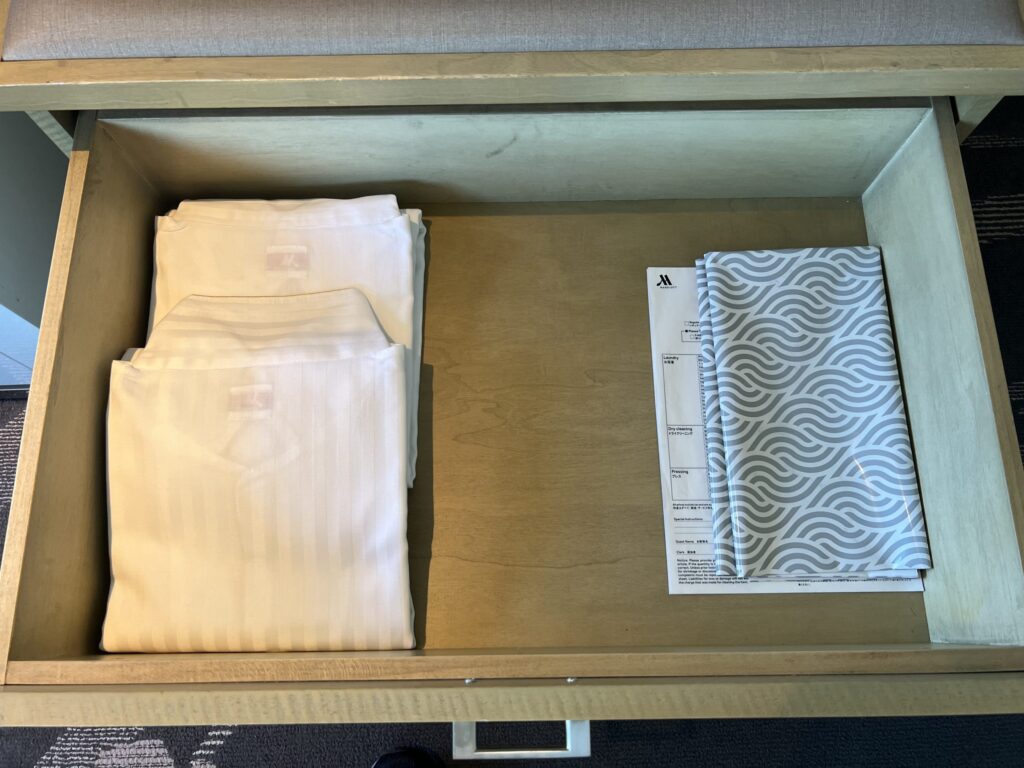 東京マリオットホテルの客室用部屋着