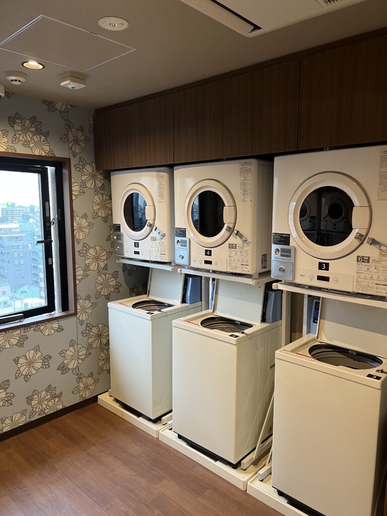 ドーミーイン池袋15階のコインランドリー