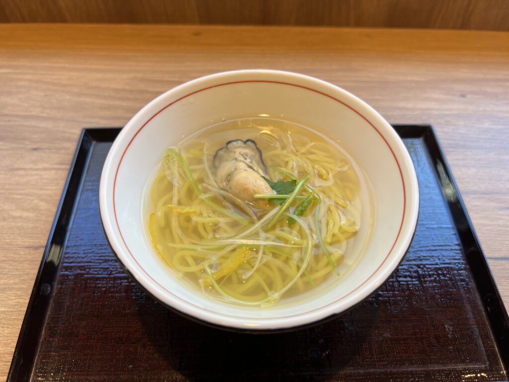 ドーミーイン池袋の朝食で提供された牡蠣潮そば