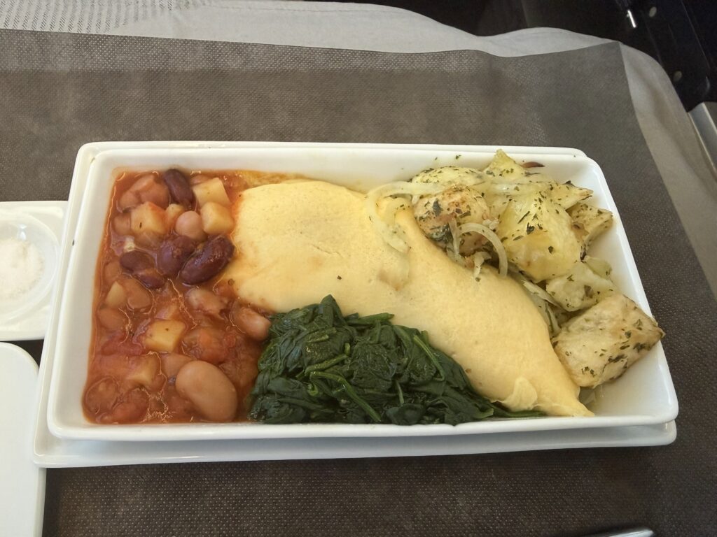 JALビジネスクラスJL774便の洋食主菜