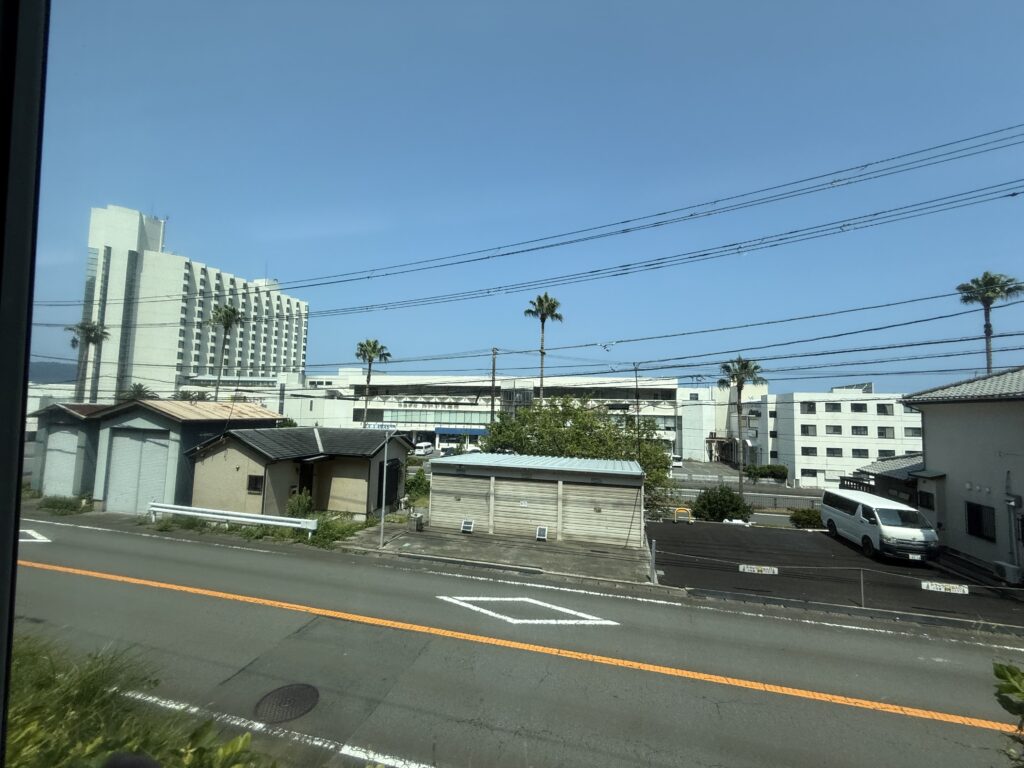熱海から伊東へ向かう車窓
