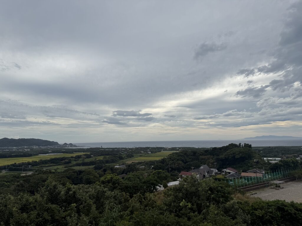 ベランダから見えた海